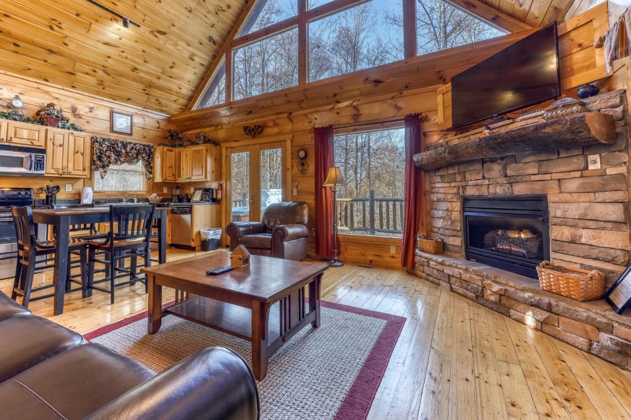 Seasons Of The Heart Villa Gatlinburg Exterior foto